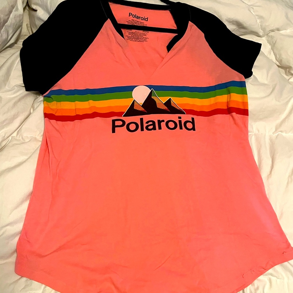 TORRID - Classic Fit Raglan Tee - Polaroid Pink Split Neck Size 2